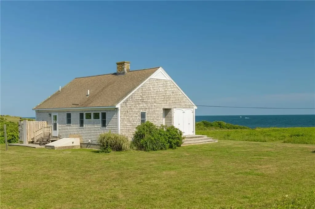 73 Quaker Hill Farm Road Little Compton RI 02837