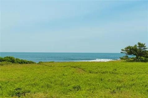 73 Quaker Hill Road Little Compton RI 02837