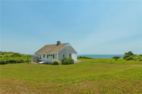 73 Quaker Hill Road Little Compton RI 02837
