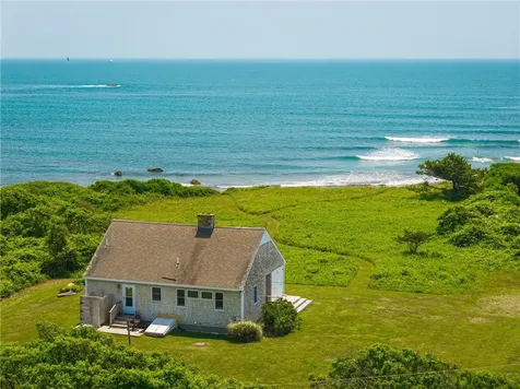 73 Quaker Hill Road Little Compton RI 02837