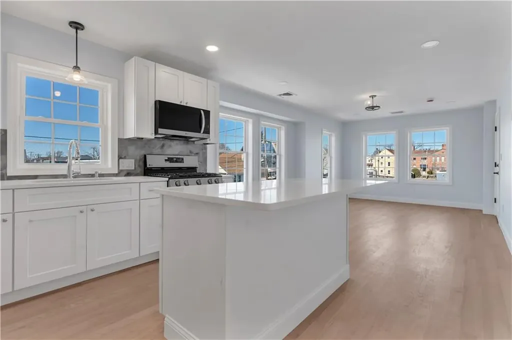 10 Anthony Avenue Providence RI 02907