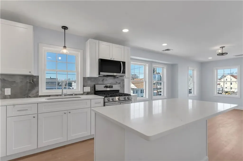10 Anthony Avenue Providence RI 02907