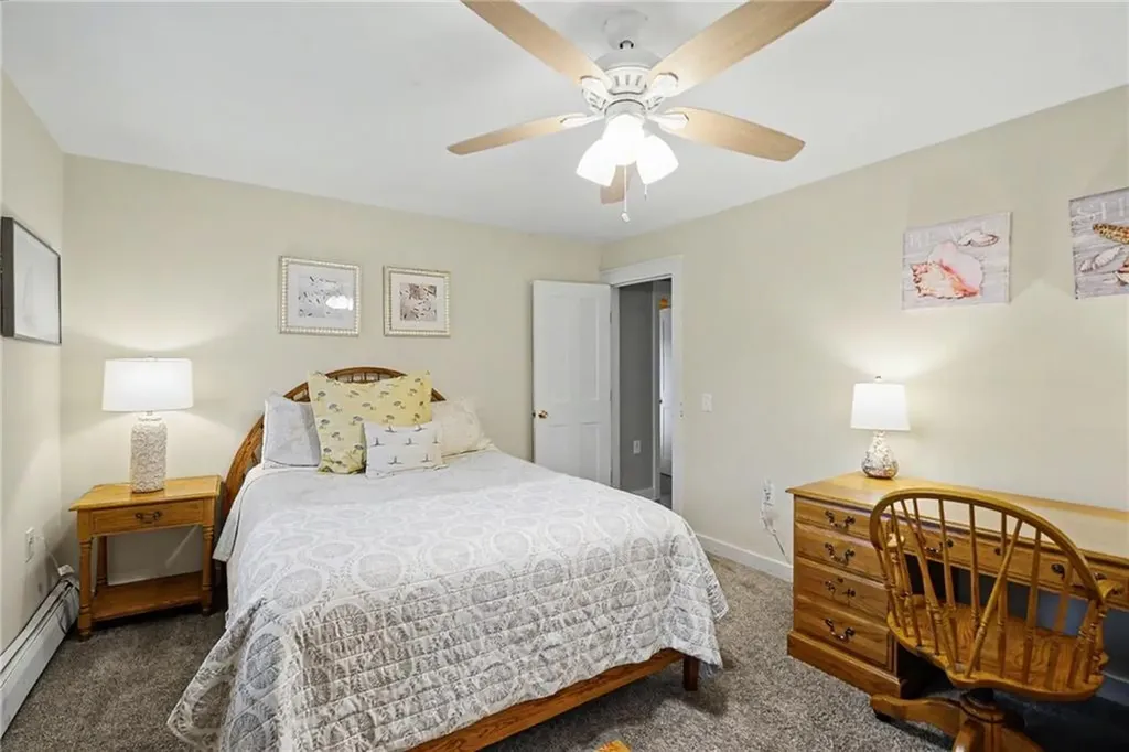 20 Roxbury Road Narragansett RI 02882