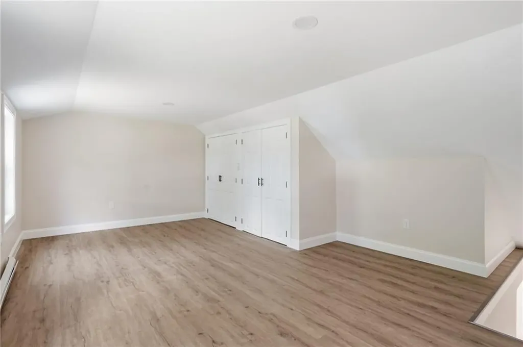 533 Scituate Avenue Cranston RI 02921