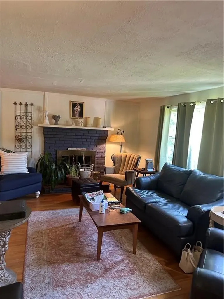 181 Brookside Drive North Kingstown RI 02852