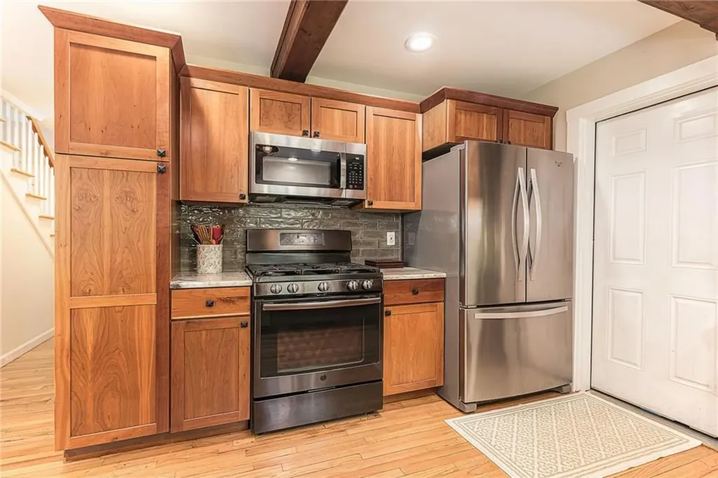 25 Keith Drive Hopkinton RI 02832