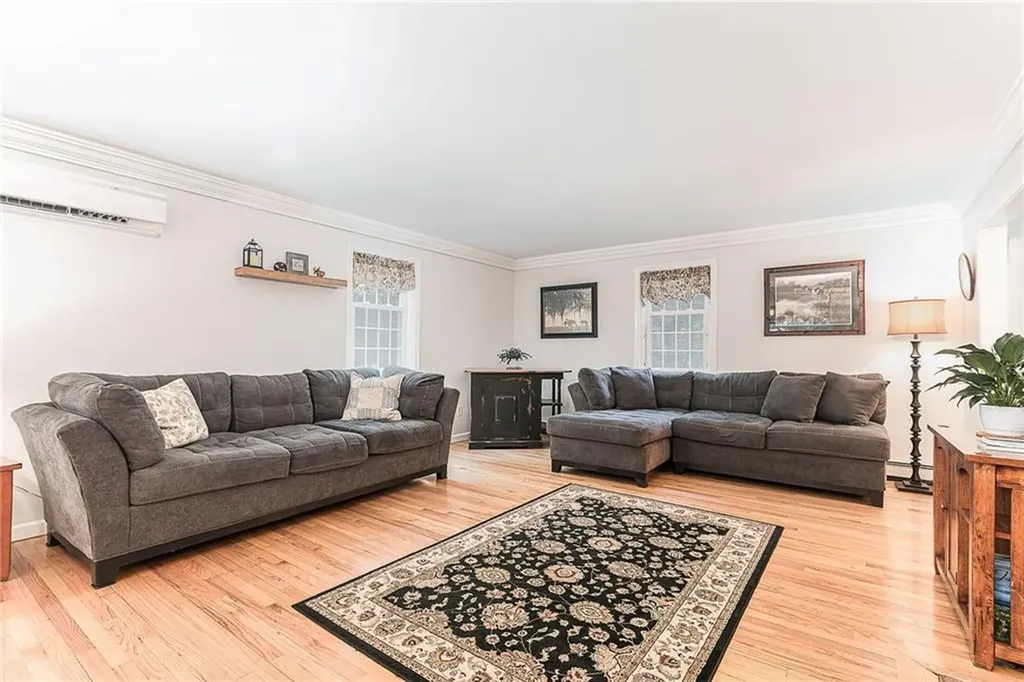 25 Keith Drive Hopkinton RI 02832