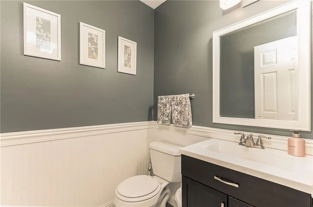 25 Keith Drive Hopkinton RI 02832