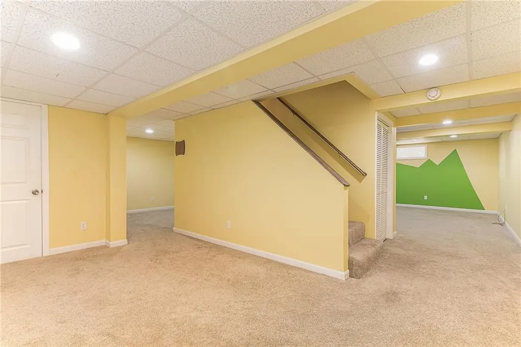 25 Keith Drive Hopkinton RI 02832