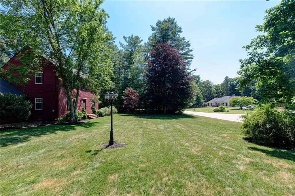 25 Keith Drive Hopkinton RI 02832