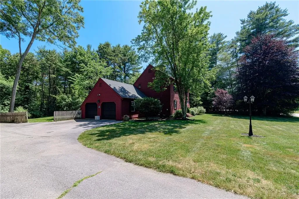 25 Keith Drive Hopkinton RI 02832