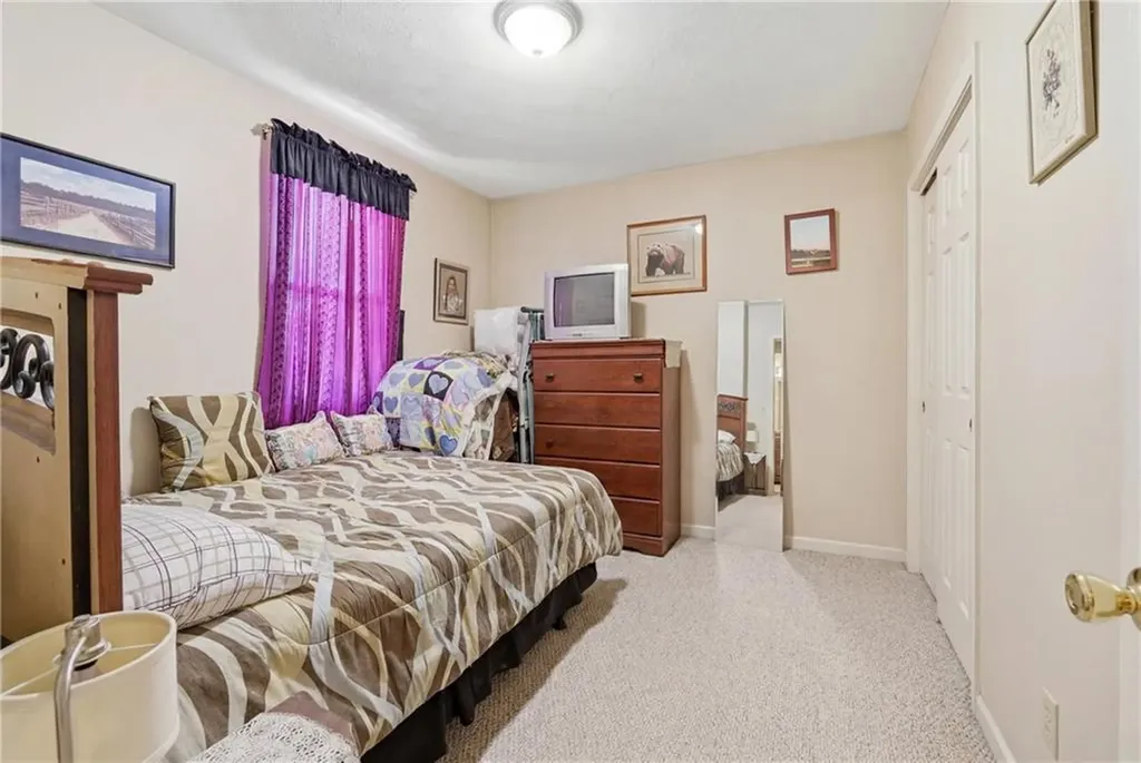 45 Lonsdale Street West Warwick RI 02893