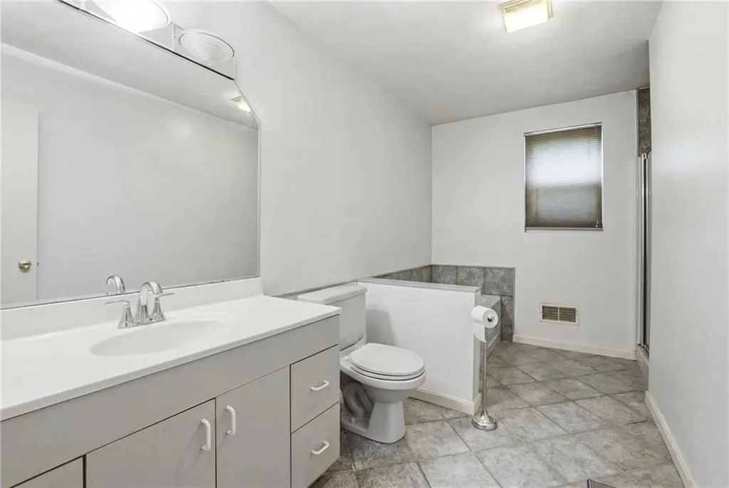 45 Lonsdale Street West Warwick RI 02893