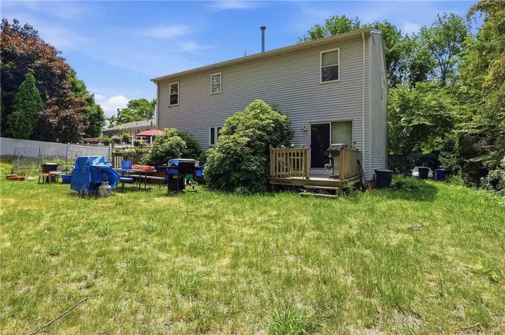 45 Lonsdale Street West Warwick RI 02893