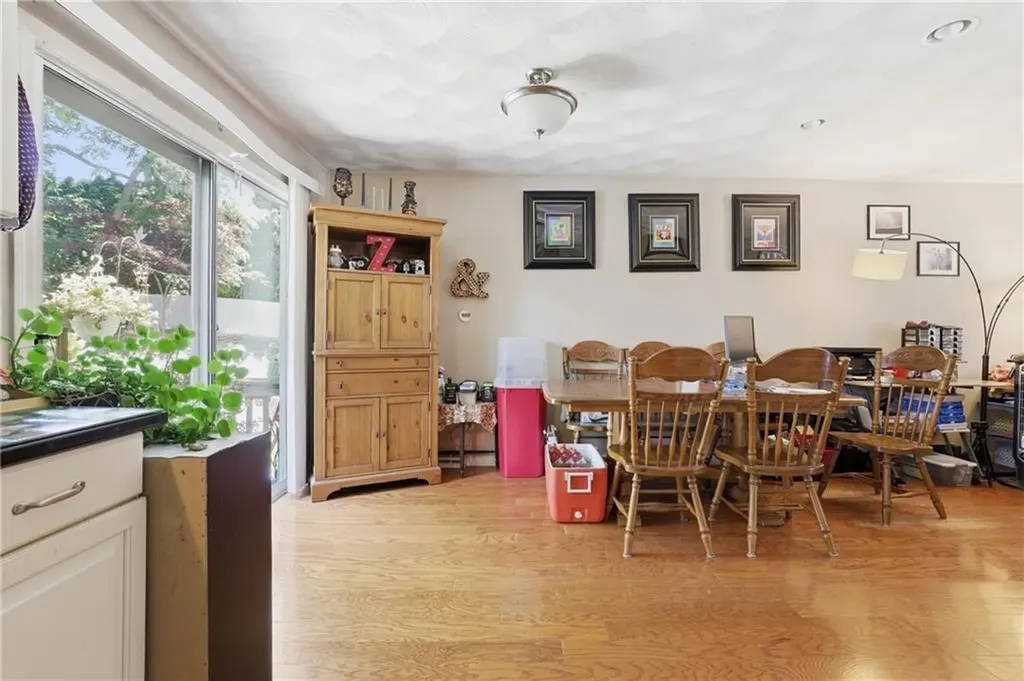 45 Lonsdale Street West Warwick RI 02893