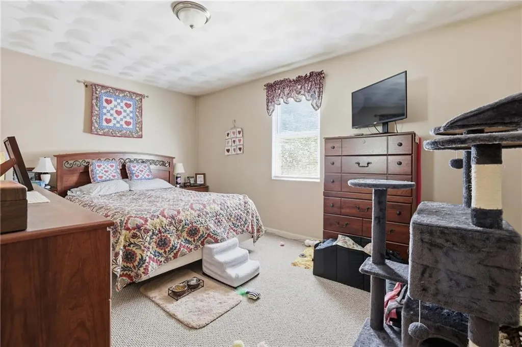 45 Lonsdale Street West Warwick RI 02893