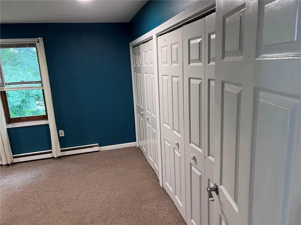 206 Arthurs Way Burrillville RI 02859
