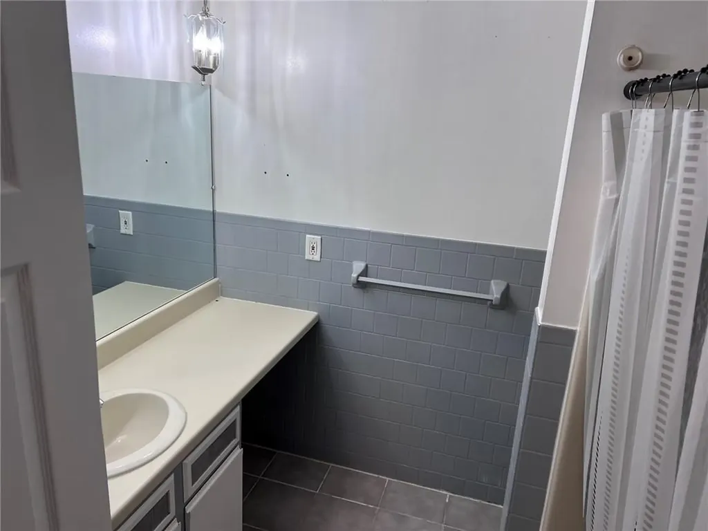 206 Arthurs Way Burrillville RI 02859