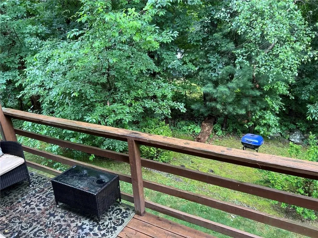 206 Arthurs Way Burrillville RI 02859