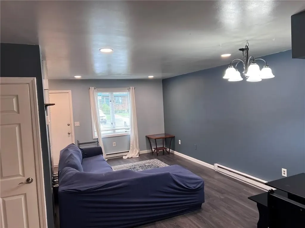 206 Arthurs Way Burrillville RI 02859