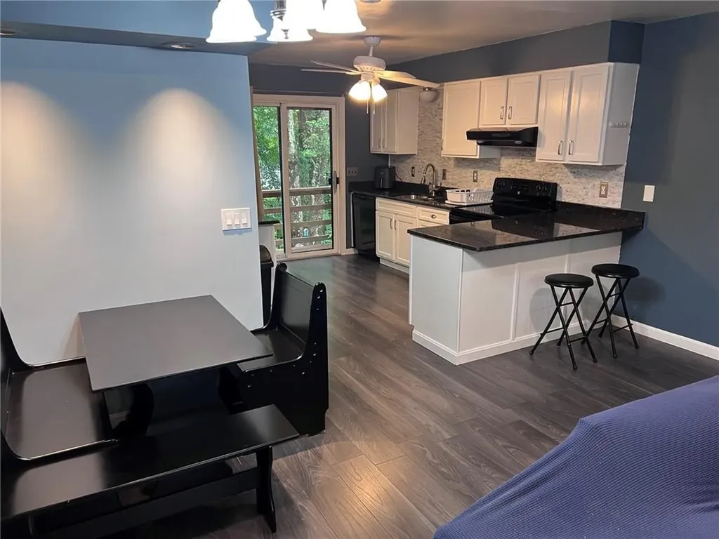 206 Arthurs Way Burrillville RI 02859