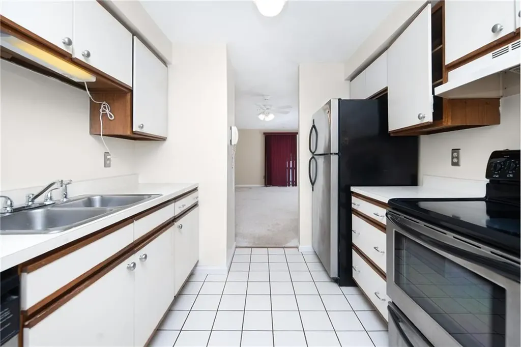 161 West Shore Road Warwick RI 02889