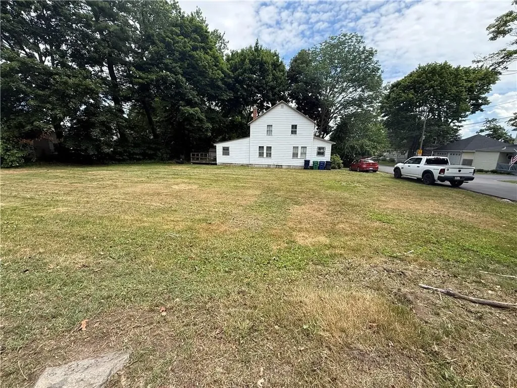 131 Park Avenue Warwick RI 02889