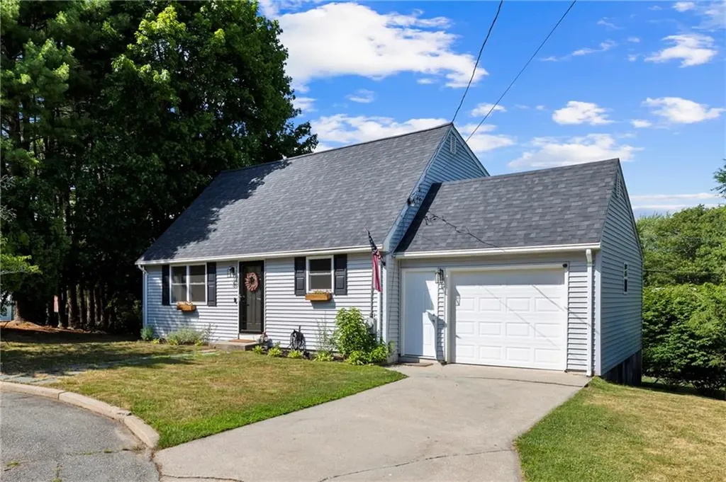 3 Marigold Circle North Providence RI 02904