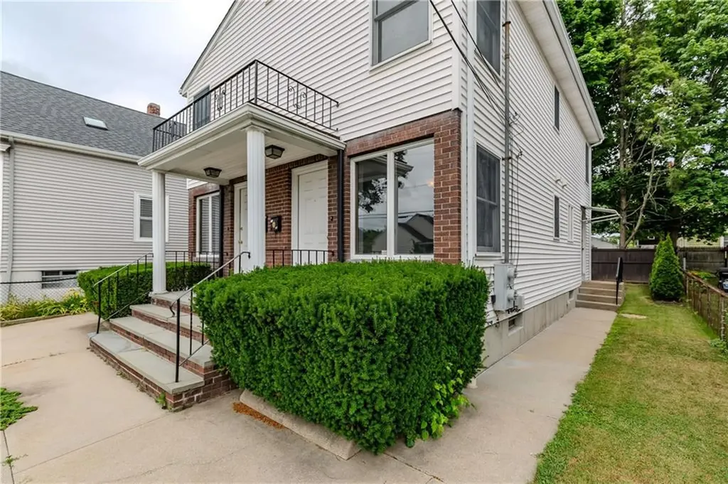 53 Hazael Street Providence RI 02908