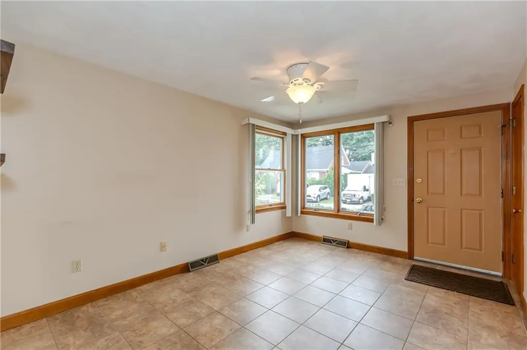 53 Hazael Street Providence RI 02908
