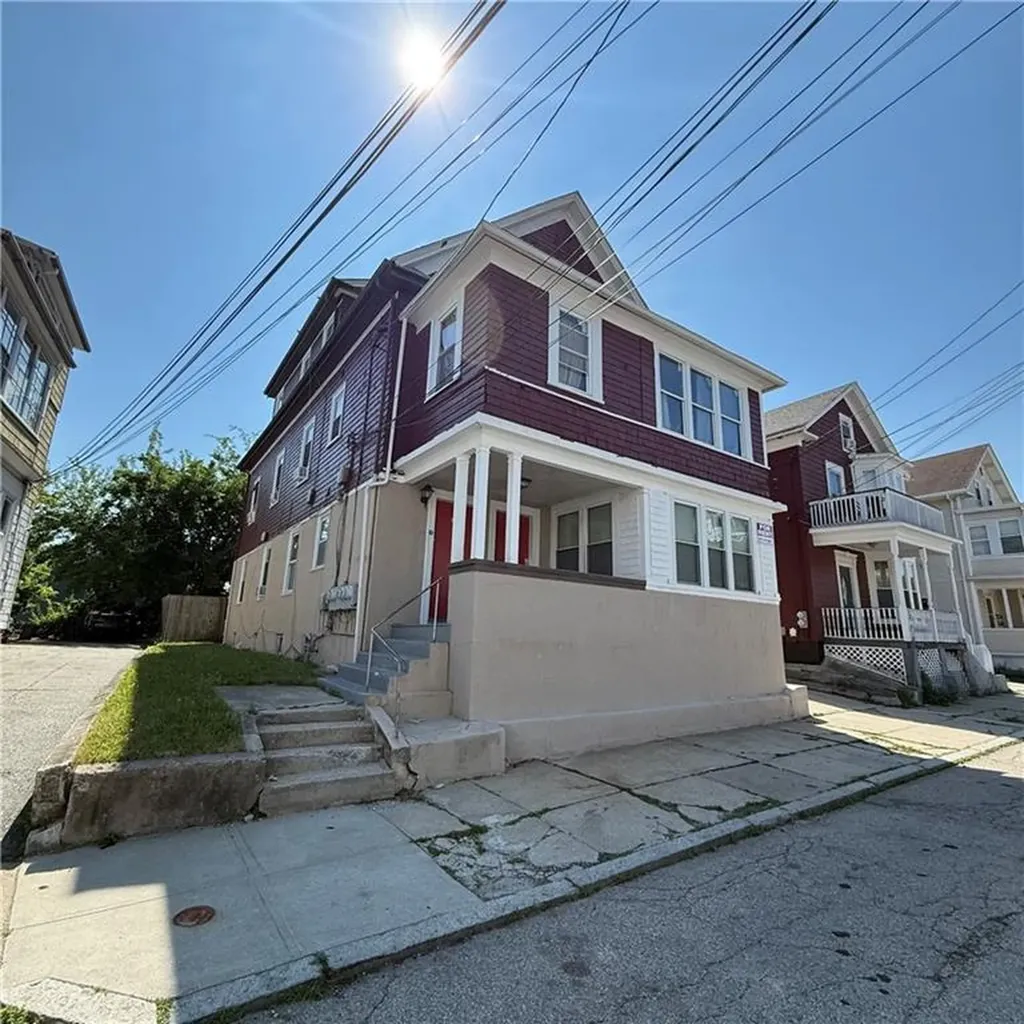 31 Home Avenue Providence RI 02908