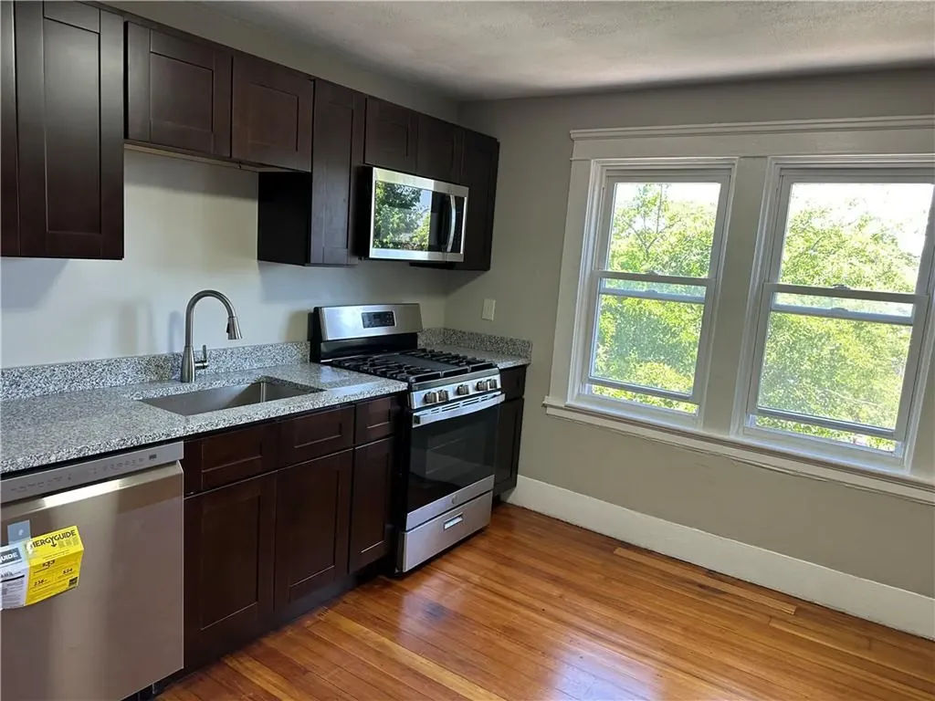 31 Home Avenue Providence RI 02908