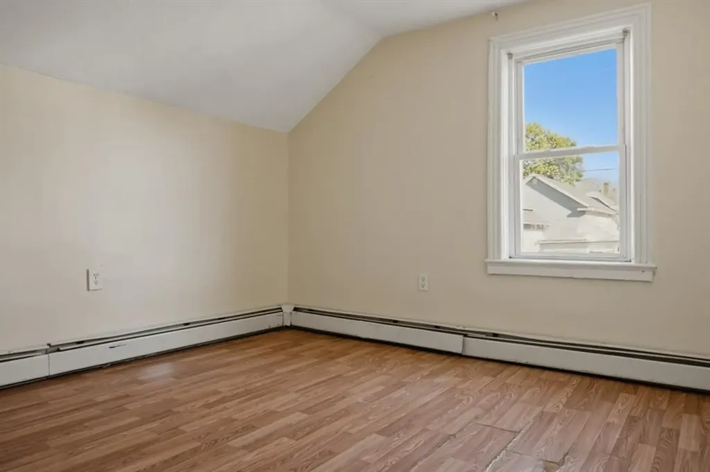 22 Gladstone Street Providence RI 02905