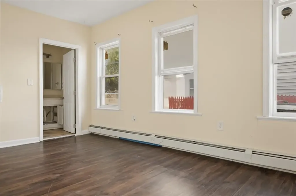 22 Gladstone Street Providence RI 02905