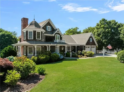 19 Ledge Road Bristol RI 02809