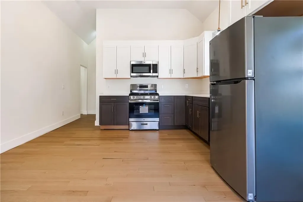 112 Hendrick Street Providence RI 02908