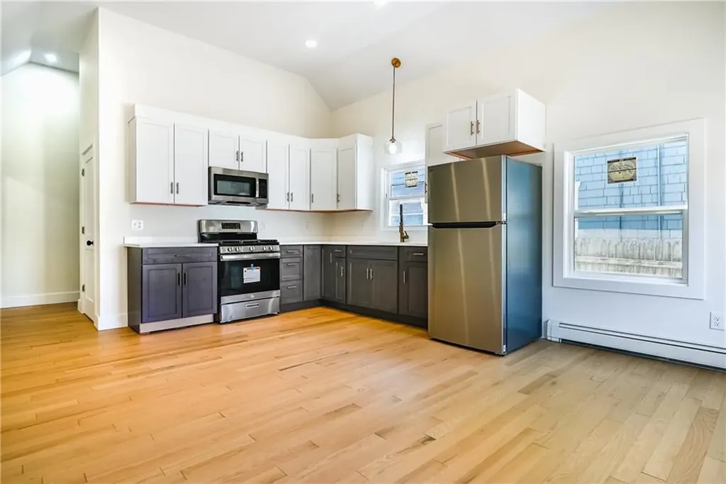 112 Hendrick Street Providence RI 02908