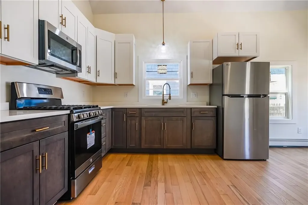 112 Hendrick Street Providence RI 02908