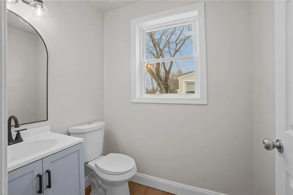354 Jastram Street Providence RI 02908