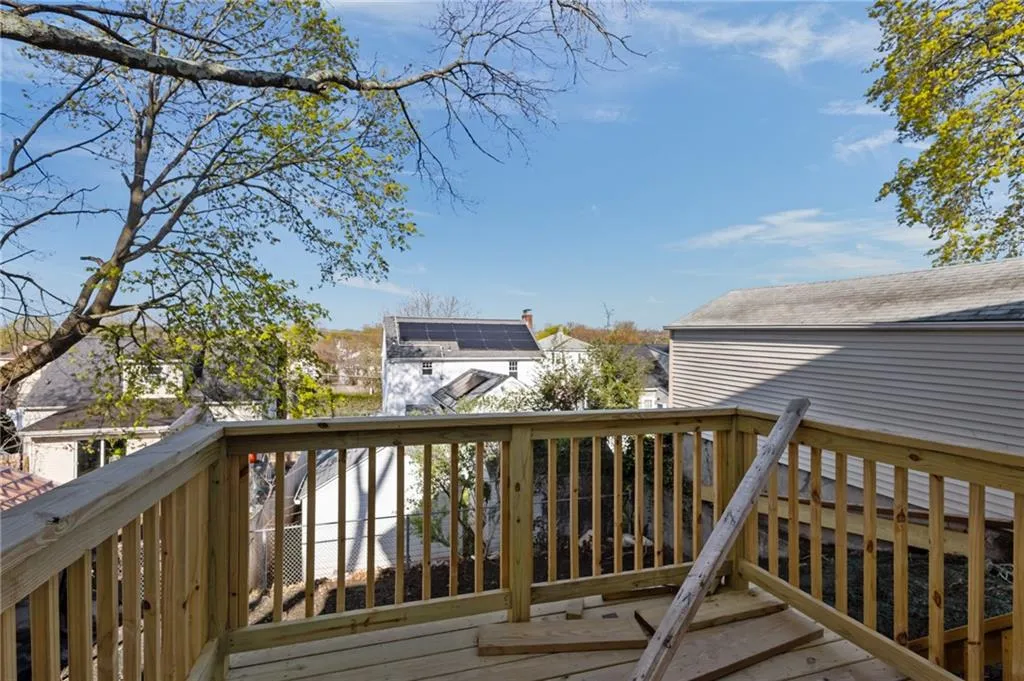 354 Jastram Street Providence RI 02908