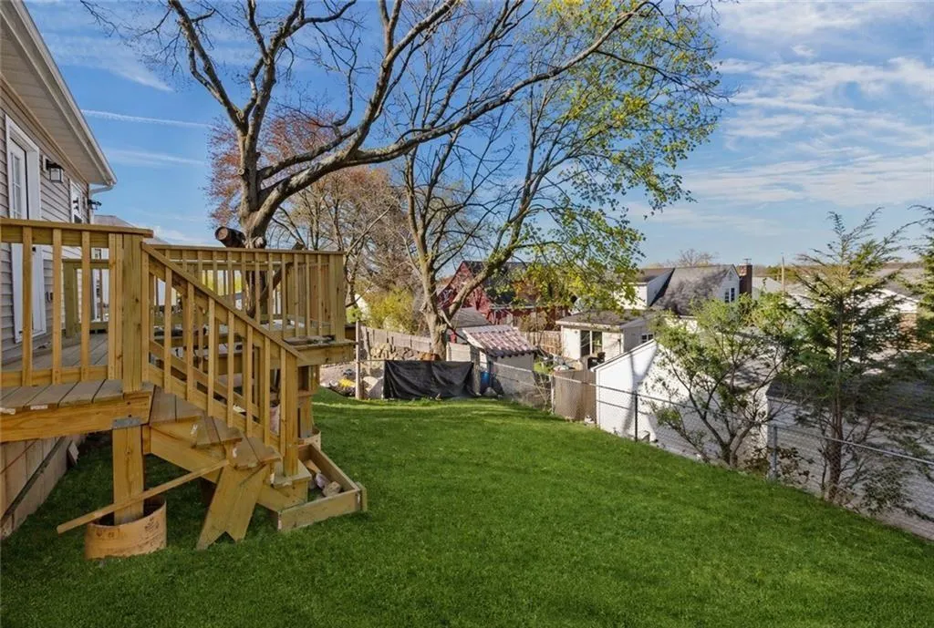 354 Jastram Street Providence RI 02908