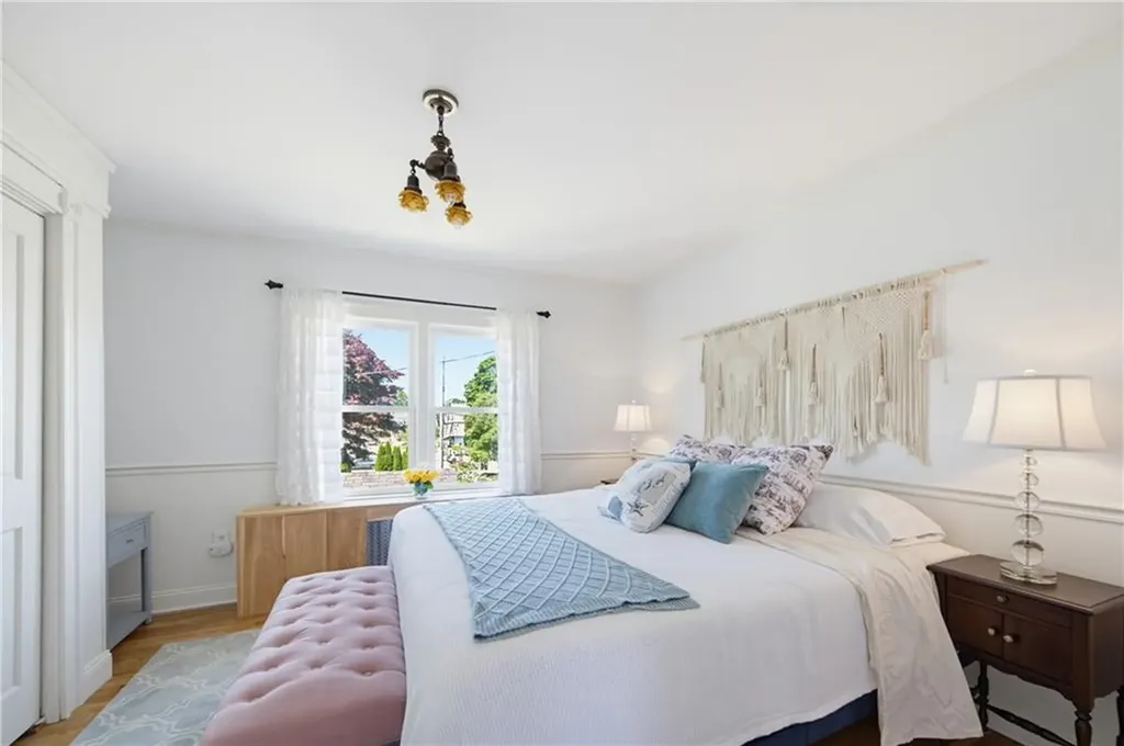 17 Rose Court Narragansett RI 02882