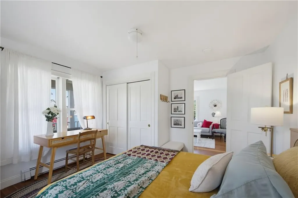 17 Rose Court Narragansett RI 02882