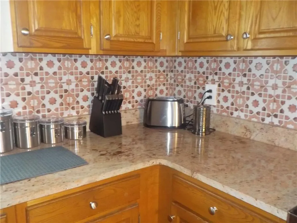 9 Fairway Lane Blackstone MA 01504