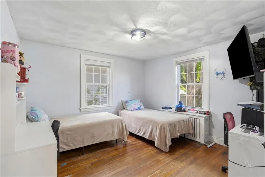 1349 W Shore Road Warwick RI 02889