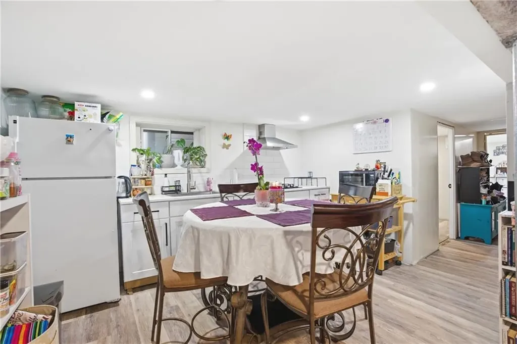 23 Sheffield Avenue North Providence RI 02911
