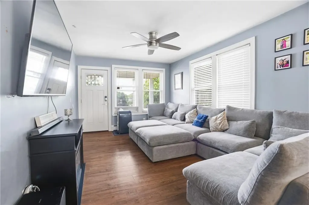 23 Sheffield Avenue North Providence RI 02911