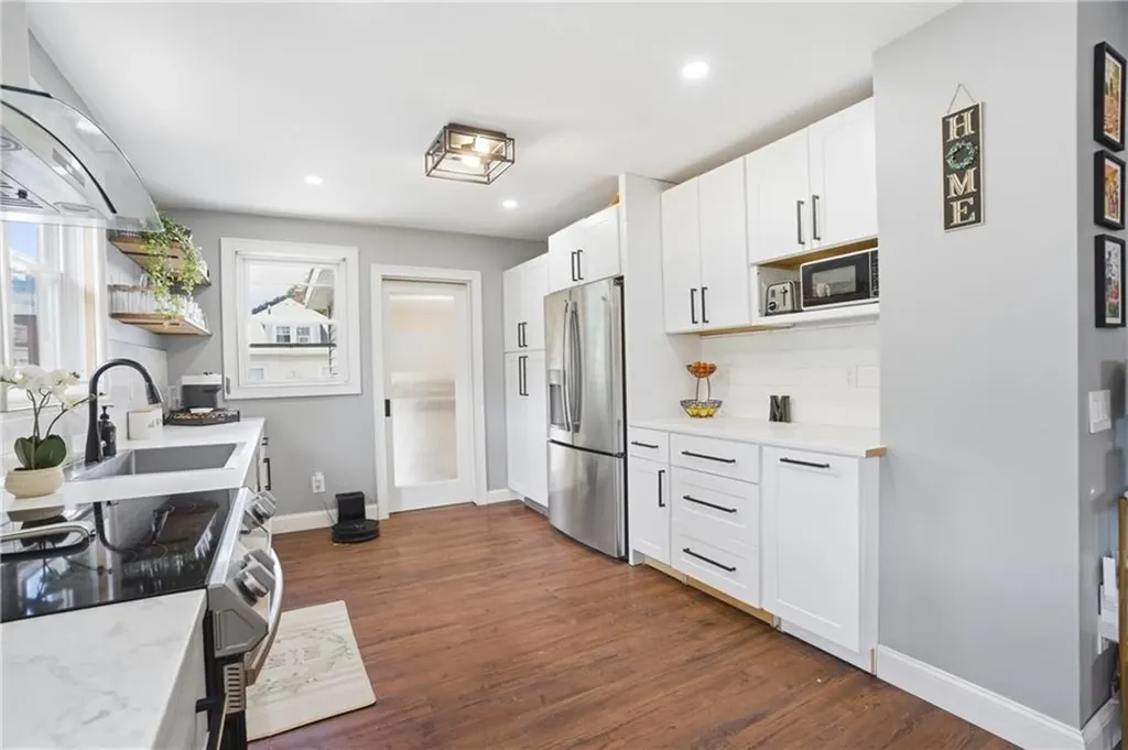 23 Sheffield Avenue North Providence RI 02911