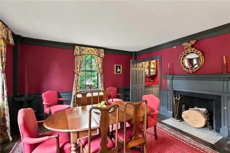 352 Spring Street Newport RI 02840