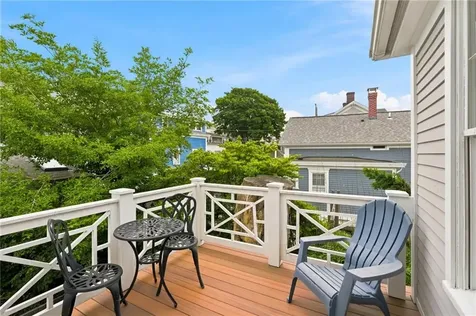 352 Spring Street Newport RI 02840
